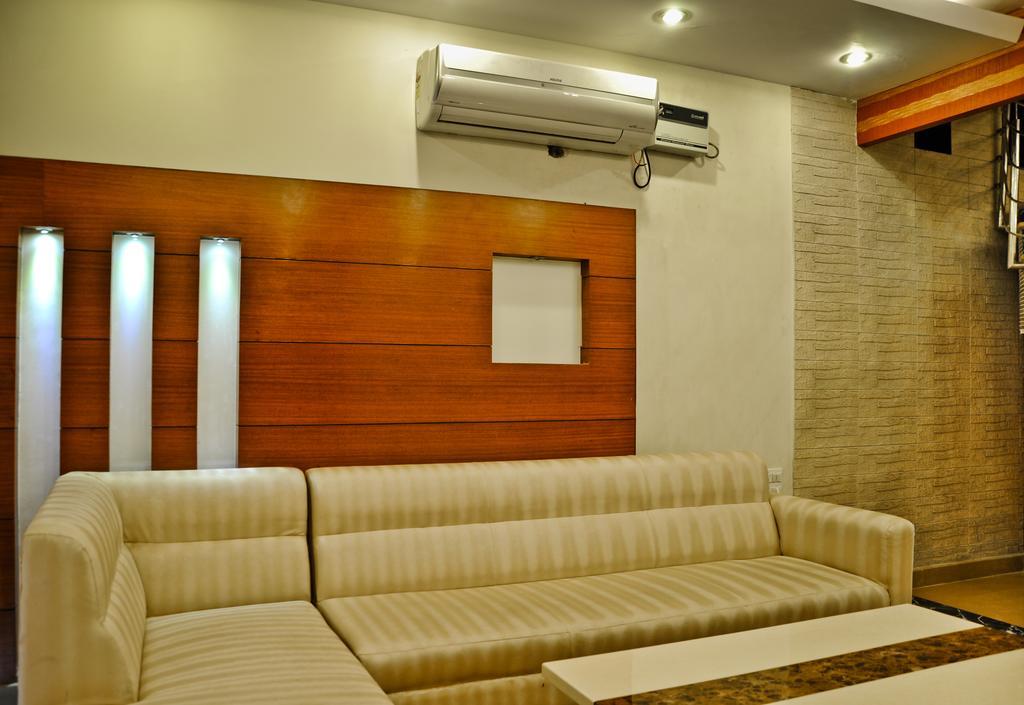 Hotel Vanson Villa - Near Connaught Place Nova Deli Exterior foto