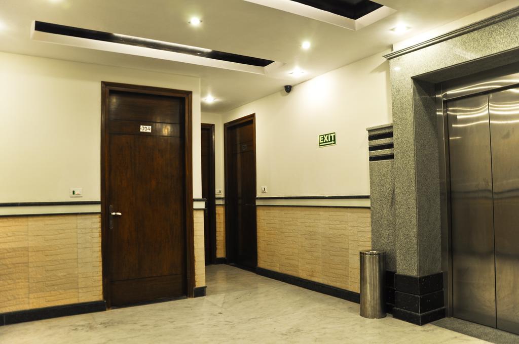 Hotel Vanson Villa - Near Connaught Place Nova Deli Exterior foto
