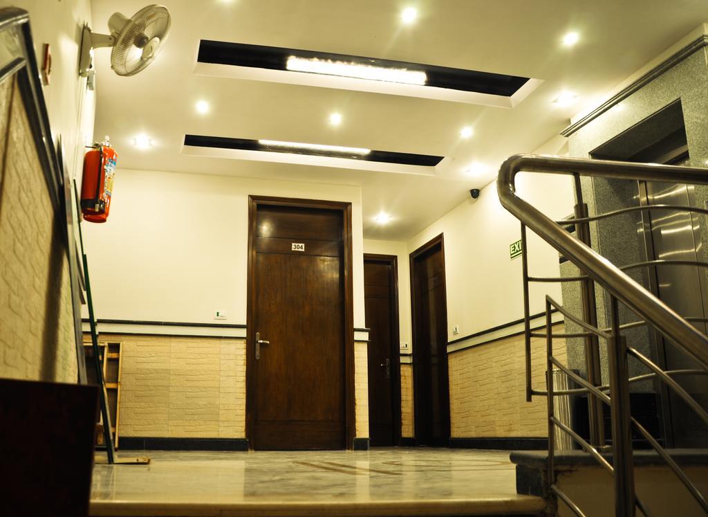 Hotel Vanson Villa - Near Connaught Place Nova Deli Exterior foto