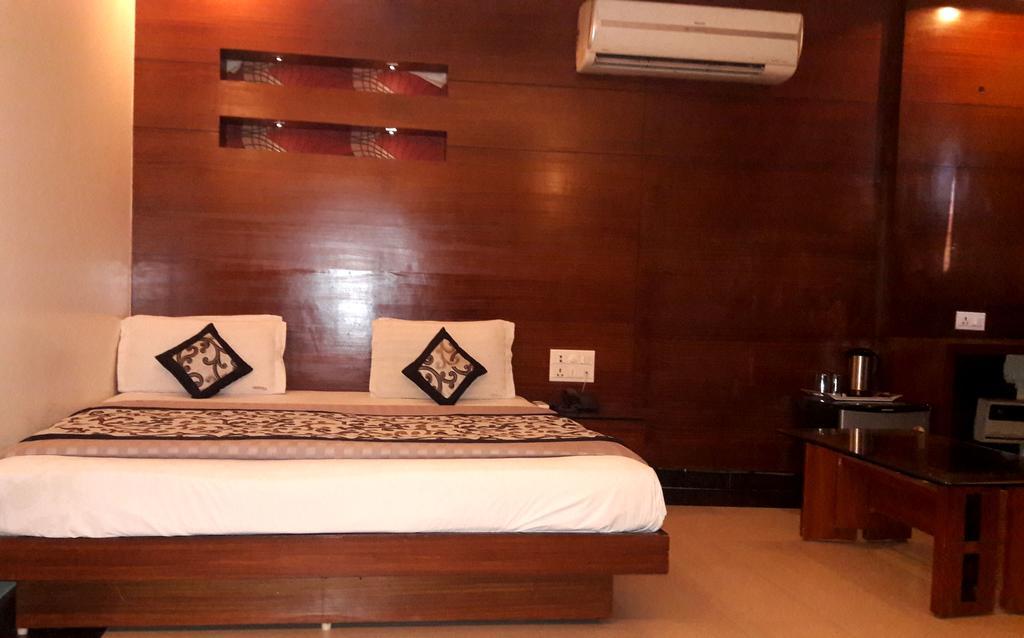 Hotel Vanson Villa - Near Connaught Place Nova Deli Exterior foto
